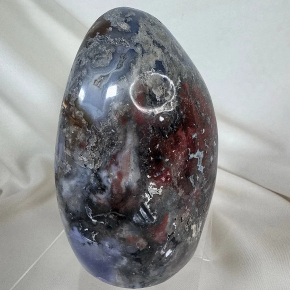 Violet Agate from Madagascar - Picture 6 of 6